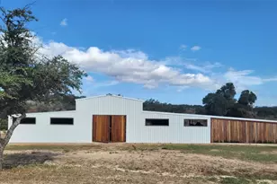 621 Stanton Rd, Johnson City, TX 78636 - Photo 35