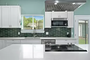 7317 Shadywood Dr, Austin, TX 78745 - Photo 21