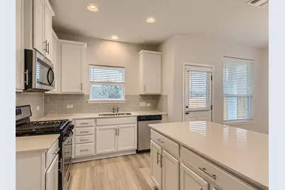 11200 El Capitan Drive, Austin, TX 78747 - Photo 11