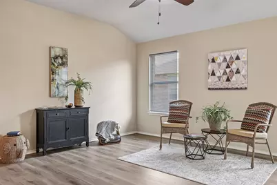 304 Grutsch Drive, Bastrop, TX 78602 - Photo 5