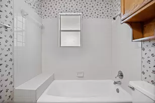 10706 Creek View Dr, Austin, TX 78748 - Photo 17