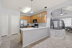 1900 Scofield Ridge Pkwy, Austin, TX 78727 - Photo 9