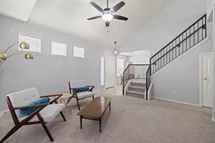 1900 Scofield Ridge Pkwy, Austin, TX 78727 - Photo 7
