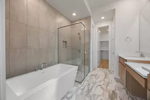 124 Top View Dr, Liberty Hill, TX 78642 - Photo 11