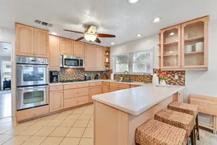 16619 Jamaica Cove Rd, Jamaica Beach, TX 77554 - Photo 13