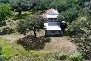 1097 White Loop Rd, Columbus, TX 78934 - Photo 37