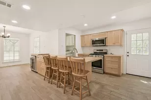 1097 White Loop Rd, Columbus, TX 78934 - Photo 11