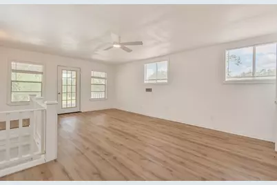 1097 White Loop Road, Columbus, TX 78934 - Photo 23
