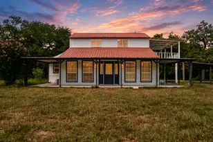 1097 White Loop Rd, Columbus, TX 78934 - Photo 3