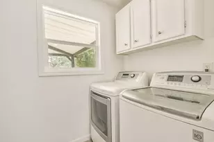 1097 White Loop Rd, Columbus, TX 78934 - Photo 13