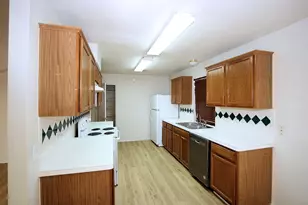 1910 Balsam Way, Round Rock, TX 78665 - Photo 13