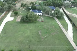 102 Co Rd 180, Leander, TX 78641 - Photo 1