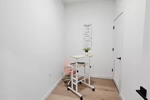 2209 S 1st St, Austin, TX 78704 - Photo 13