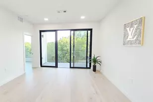 2209 S 1st St, Austin, TX 78704 - Photo 7