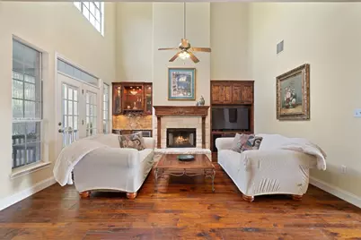 19045 Venture Drive, Point Venture, TX 78645 - Photo 9