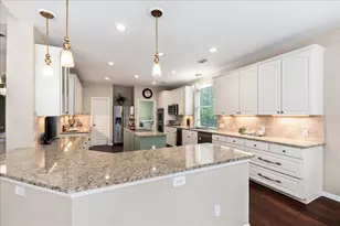 58 Cottondale Rd, The Hills, TX 78738 - Photo 5