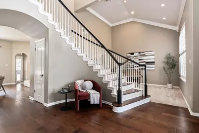 58 Cottondale Road, The Hills, TX 78738 - Photo 9