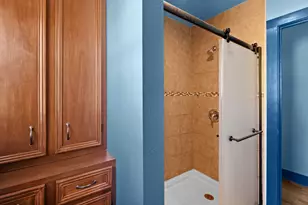 1181 Graham St, Austin, TX 78702 - Photo 15