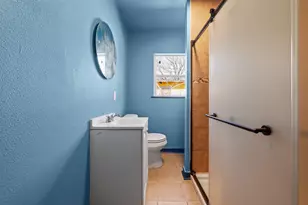 1181 Graham St, Austin, TX 78702 - Photo 13