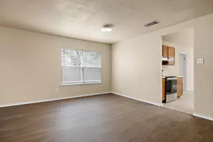 2104 Deer Creek Trail, Round Rock, TX 78665 - Photo 15