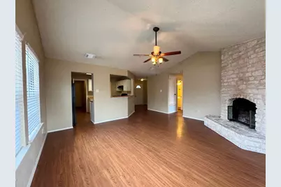 1002 Great Britain Boulevard, Austin, TX 78748 - Photo 3