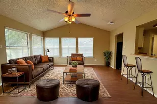 1002 Great Britain Blvd, Austin, TX 78748 - Photo 5