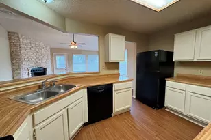 1002 Great Britain Blvd, Austin, TX 78748 - Photo 11