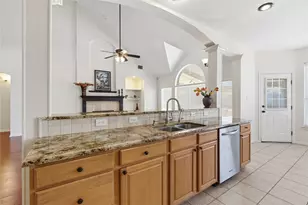 8710 Sea Ash Cir, Round Rock, TX 78681 - Photo 15