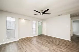 915 Chisholm Cove, Round Rock, TX 78681 - Photo 5