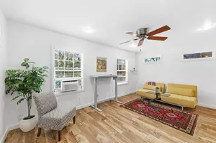 1706 Riverview St, Austin, TX 78702 - Photo 3