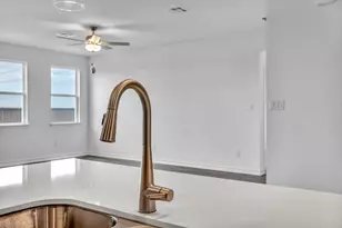 131 Adeline Rd, Hutto, TX 78634 - Photo 19