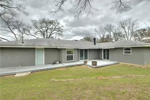 1601 Elmira Rd, Austin, TX 78721 - Photo 27