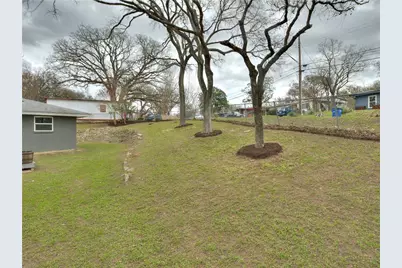 1601 Elmira Road, Austin, TX 78721 - Photo 29