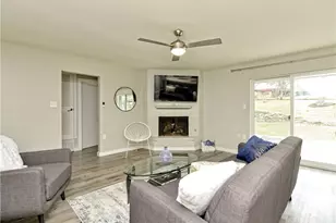 1601 Elmira Rd, Austin, TX 78721 - Photo 7