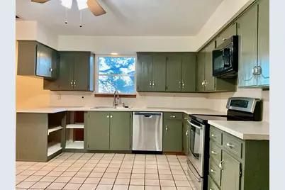 418 Sunset Drive, Georgetown, TX 78628 - Photo 7