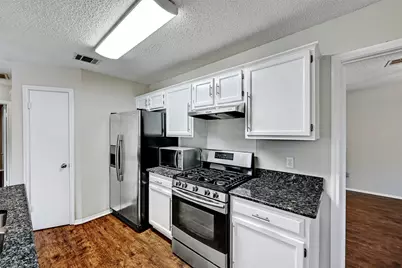 1807 Hollow Tree Boulevard, Round Rock, TX 78681 - Photo 19