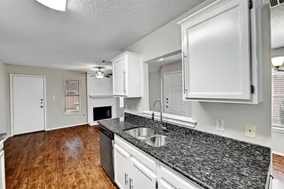 1807 Hollow Tree Boulevard, Round Rock, TX 78681 - Photo 17