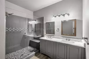 2450 Wickersham Ln, Austin, TX 78741 - Photo 7