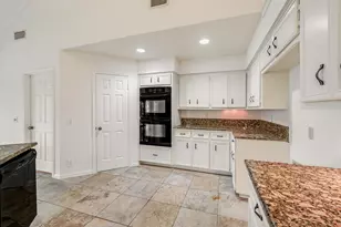 2505 Royal Lytham Dr, Austin, TX 78747 - Photo 7
