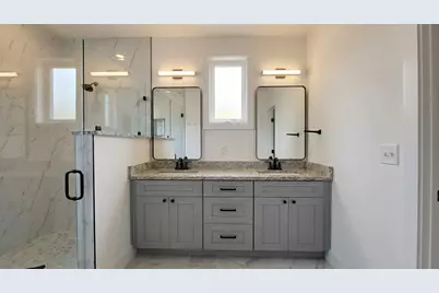 2818 E 22nd Street #2, Austin, TX 78722 - Photo 7