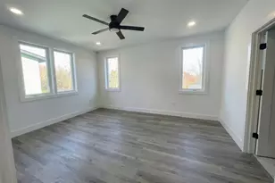 2818 E 22nd St, Austin, TX 78722 - Photo 5