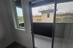 2818 E 22nd St, Austin, TX 78722 - Photo 15