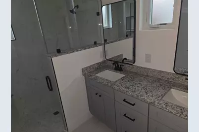 2818 E 22nd Street #2, Austin, TX 78722 - Photo 9