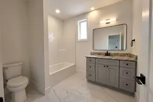 2818 E 22nd St, Austin, TX 78722 - Photo 13