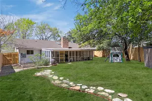 9811 Marlborough Dr, Austin, TX 78753 - Photo 27