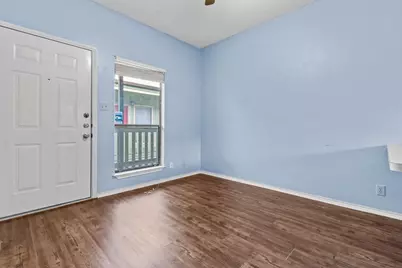 3206 King Street #204, Austin, TX 78705 - Photo 3