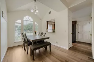 222 Quail Cir, Hutto, TX 78634 - Photo 9
