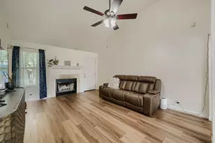 222 Quail Cir, Hutto, TX 78634 - Photo 15
