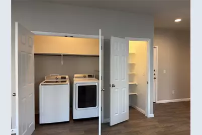 316 E Broade Street, Leander, TX 78641 - Photo 25