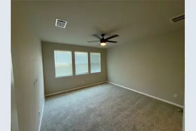 316 E Broade Street, Leander, TX 78641 - Photo 11